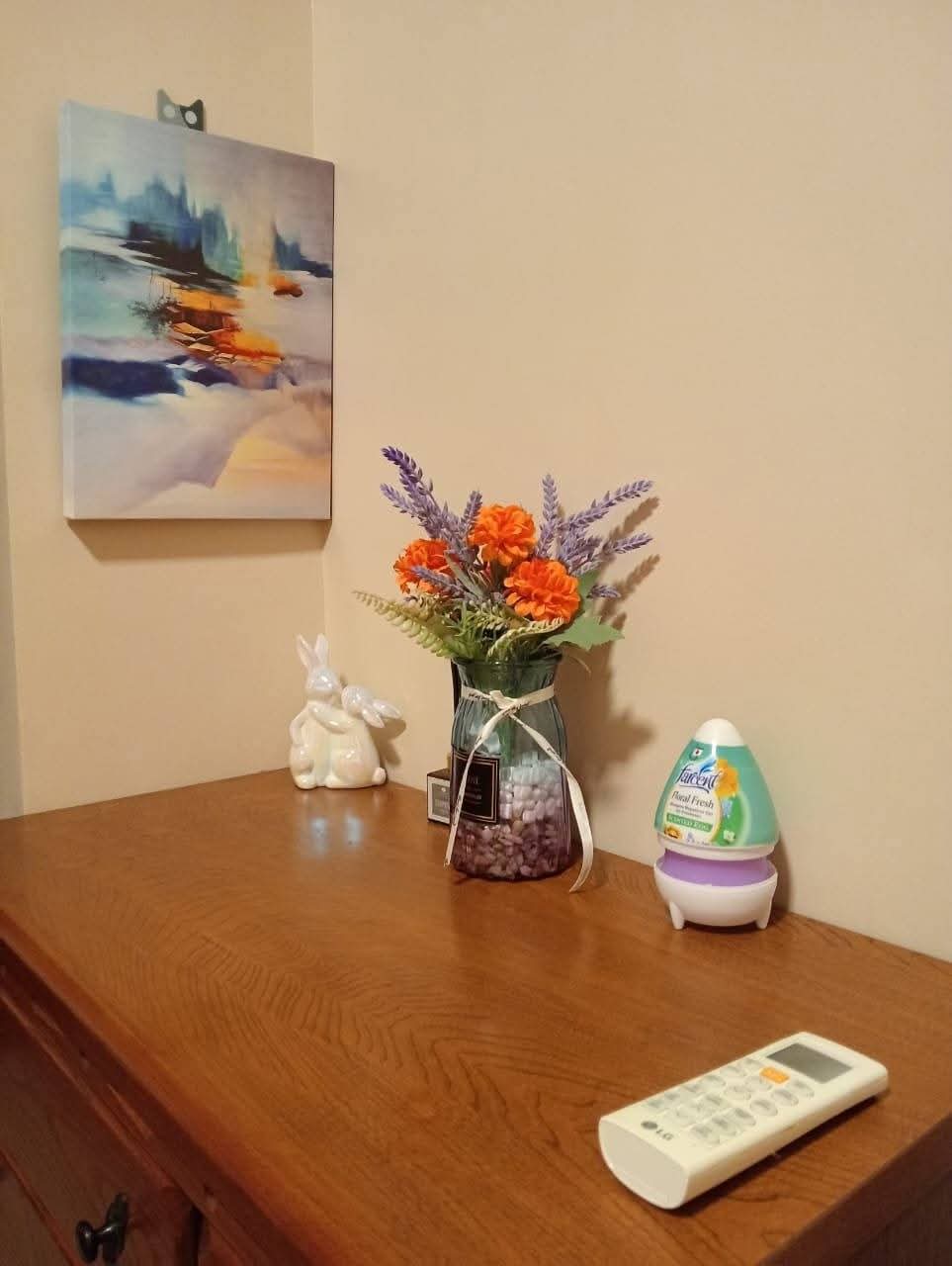 TWO BEDROOM FULLY FURNISHED UNIT IN ONE MANCHESTER