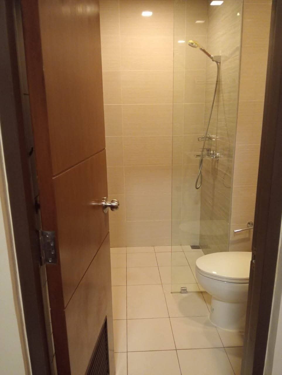 TWO BEDROOM FULLY FURNISHED UNIT IN ONE MANCHESTER
