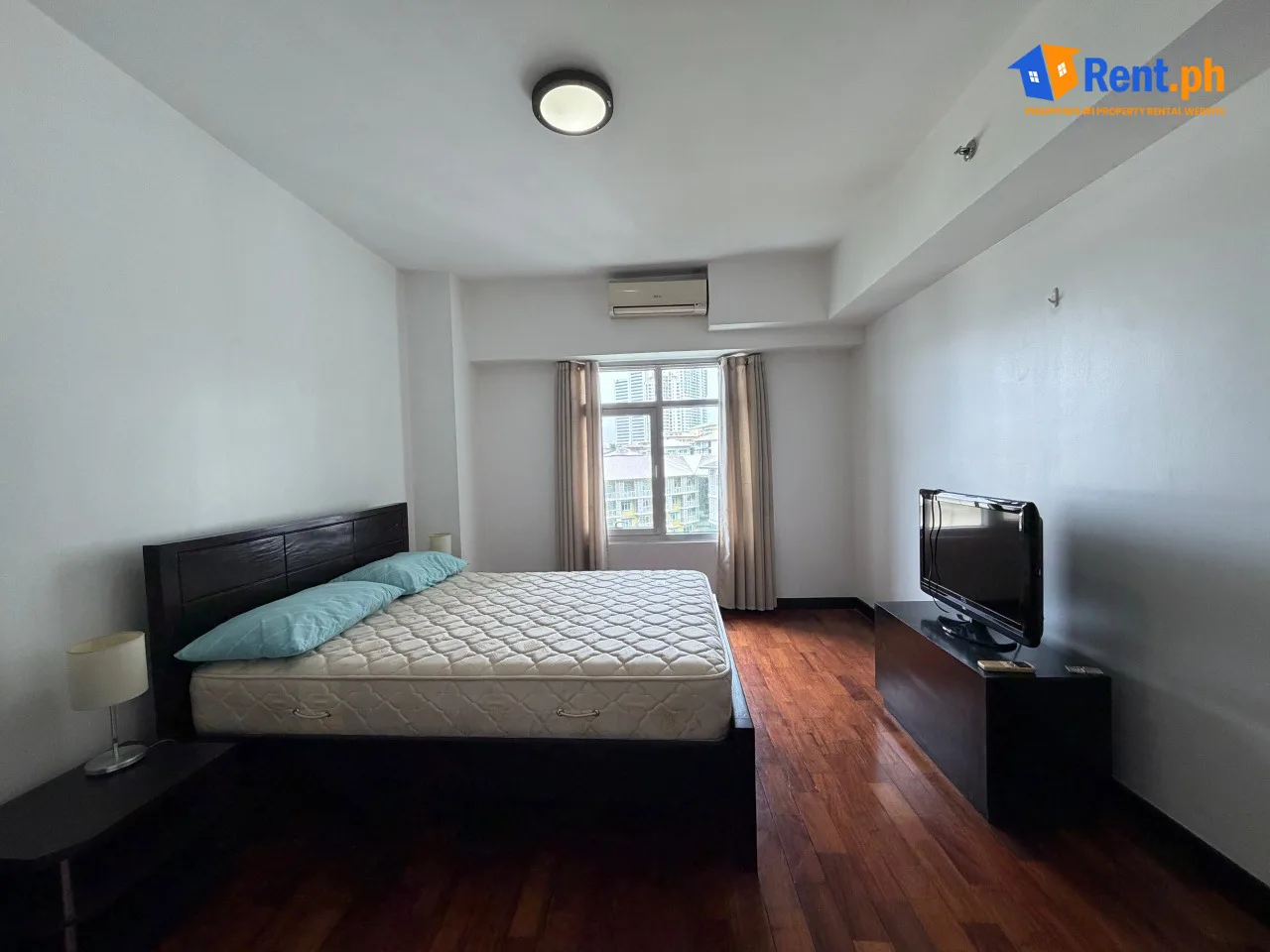 Prime 1 BR Condo FOR RENT at One Serendra, BGC