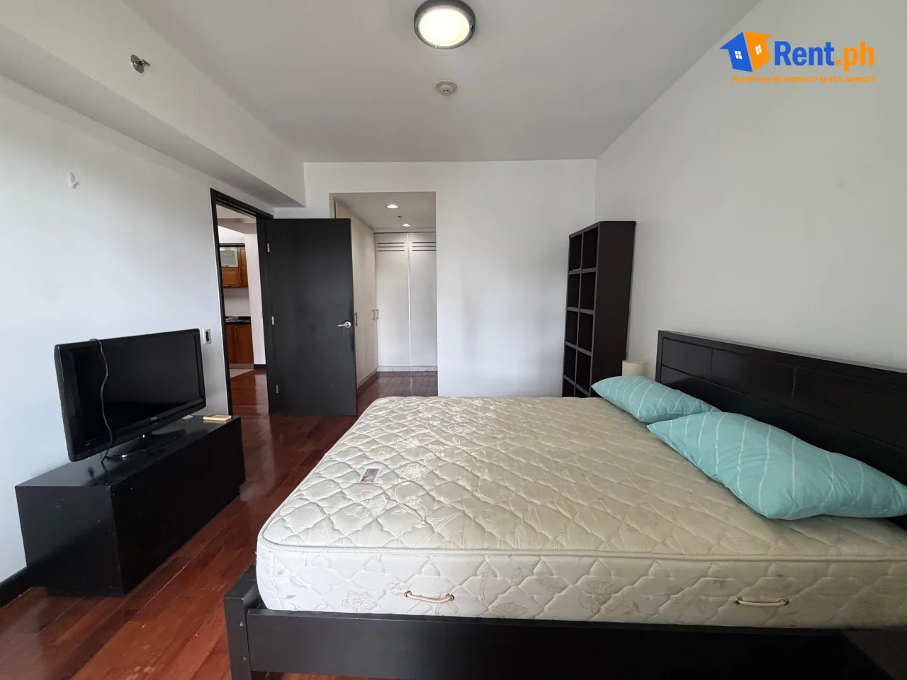 Prime 1 BR Condo FOR RENT at One Serendra, BGC