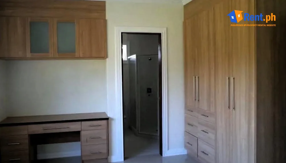 MARIBAGO HOUSE FOR RENT 400SQM