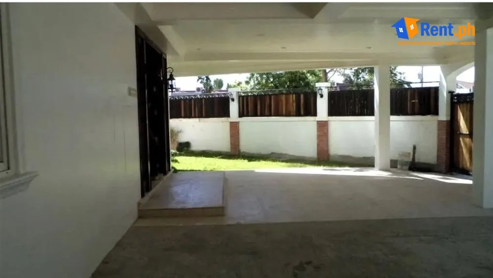 MARIBAGO HOUSE FOR RENT 400SQM