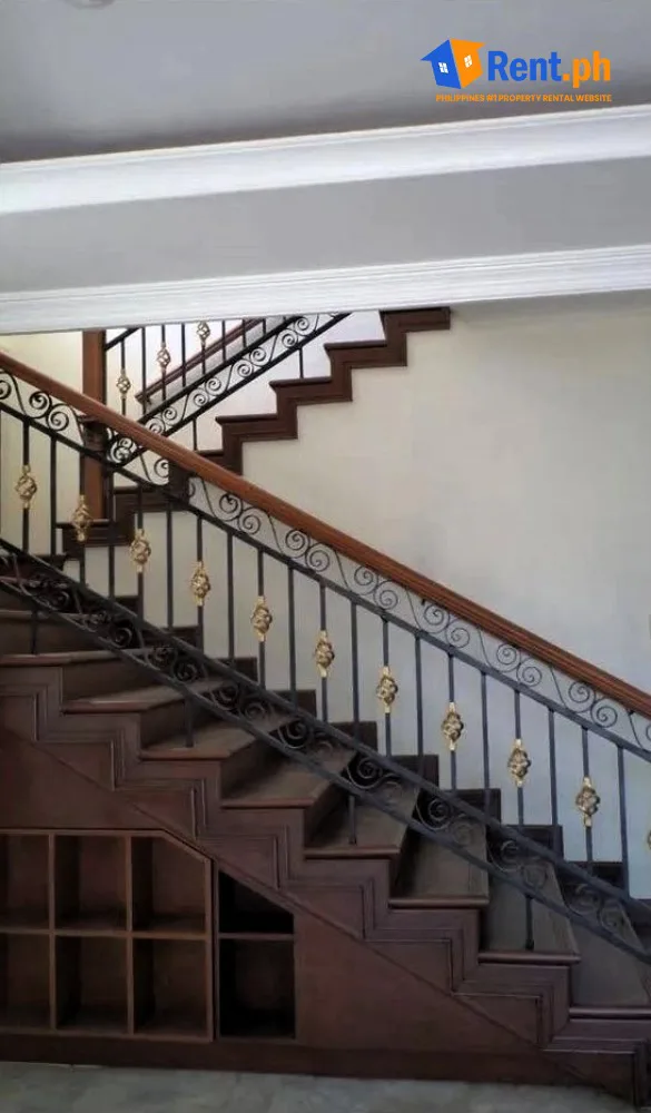 MARIBAGO HOUSE FOR RENT 400SQM