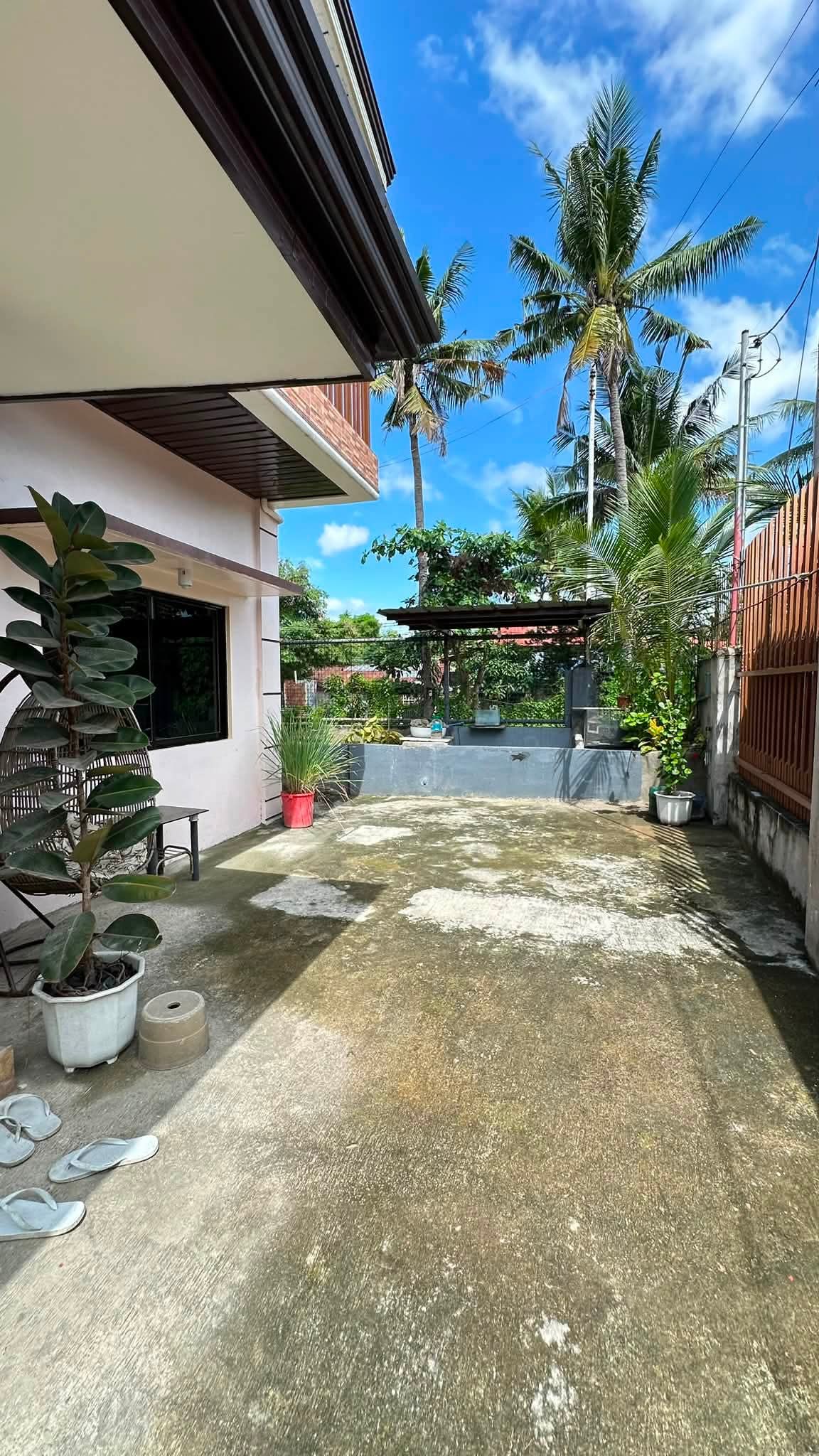 FULLY FURNISHED HOUSE IN LIPATA MINGLANILLA