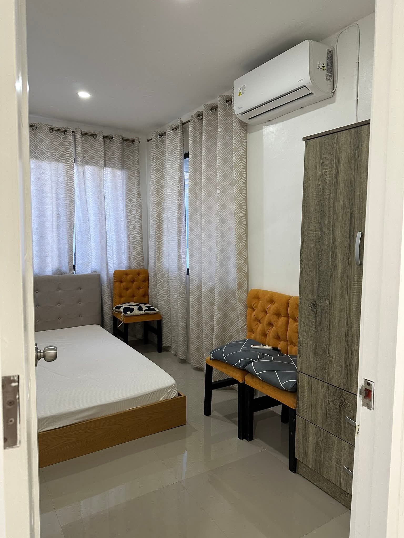 FURNISHED 2-3 BEDROOM DUPLEX HOUSE FOR RENT IN ALMIYA SUBDIVISION MANDAUE CITY