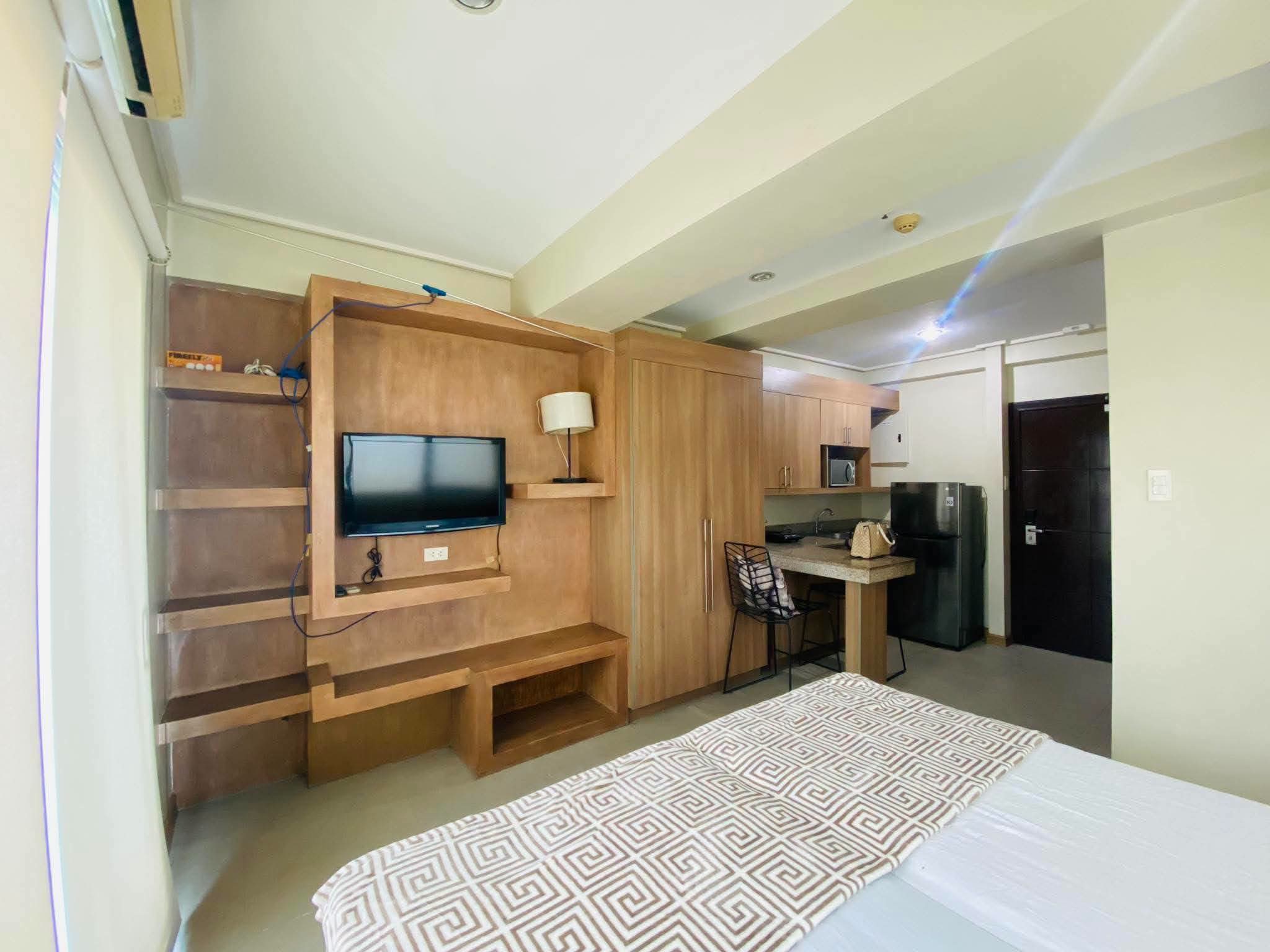 FOR RENT STUDIO IN CITY SUITES