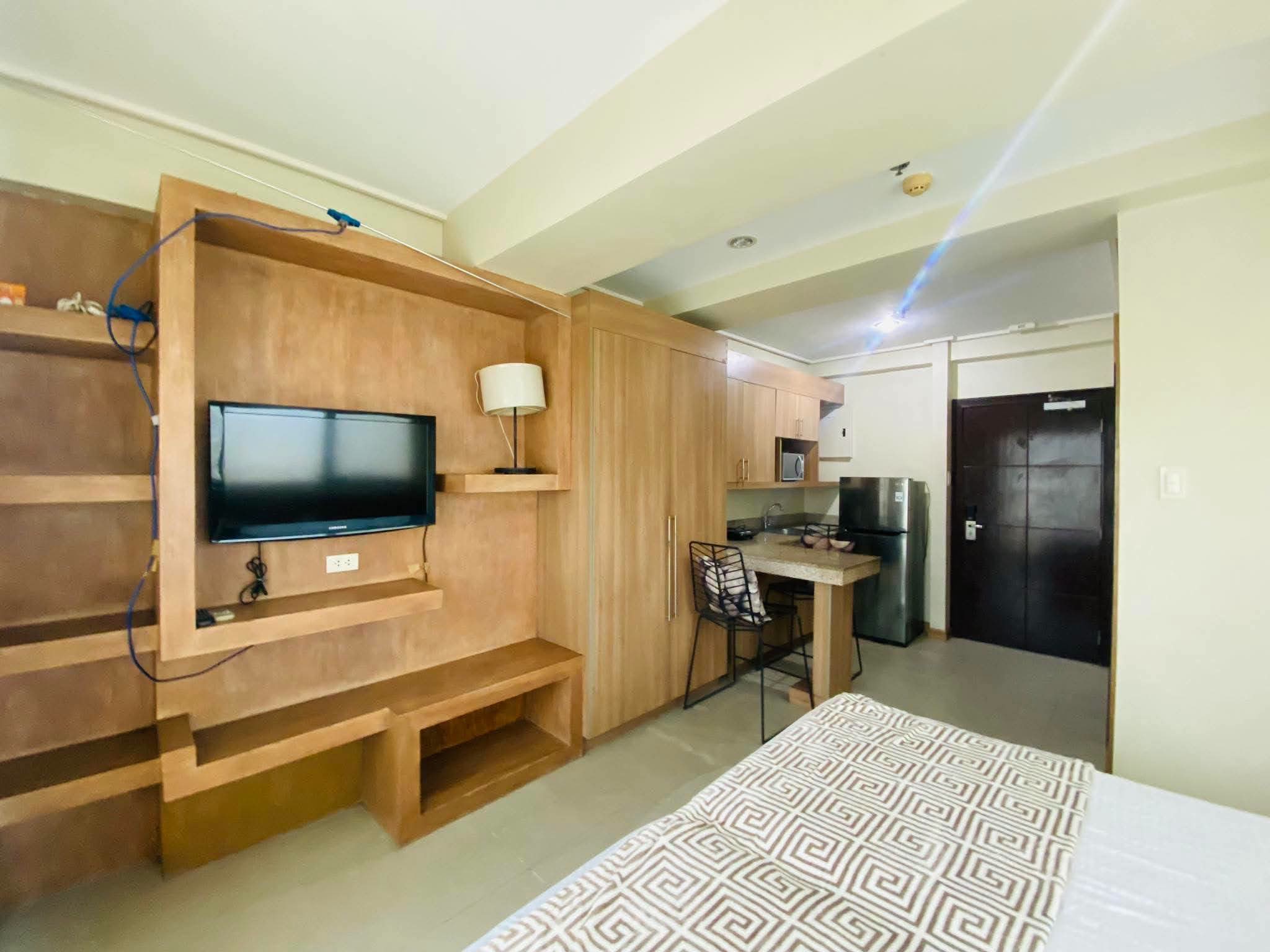 FOR RENT STUDIO IN CITY SUITES