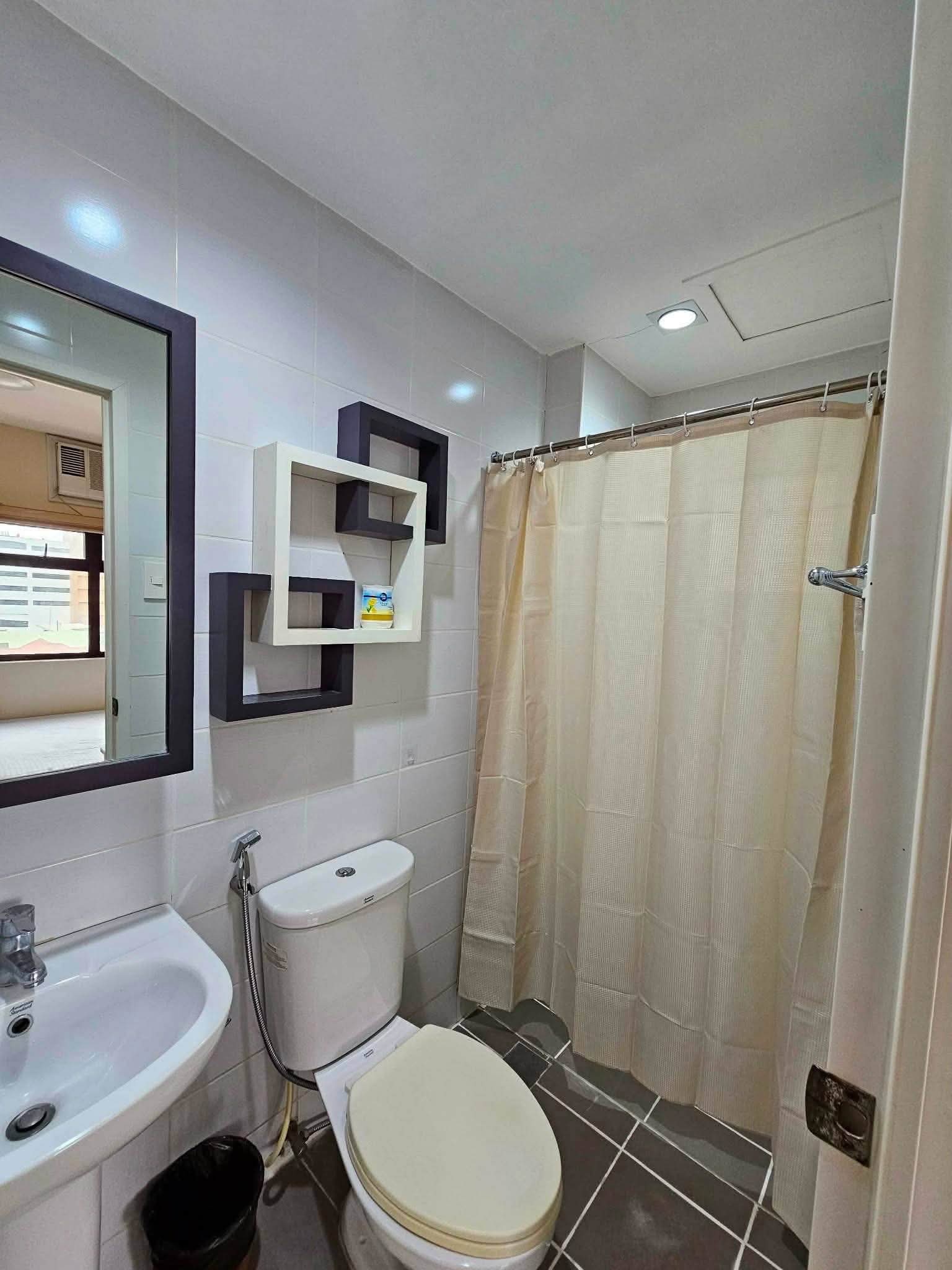 FOR RENT 2BR IN MIDPOINT RESIDENCES