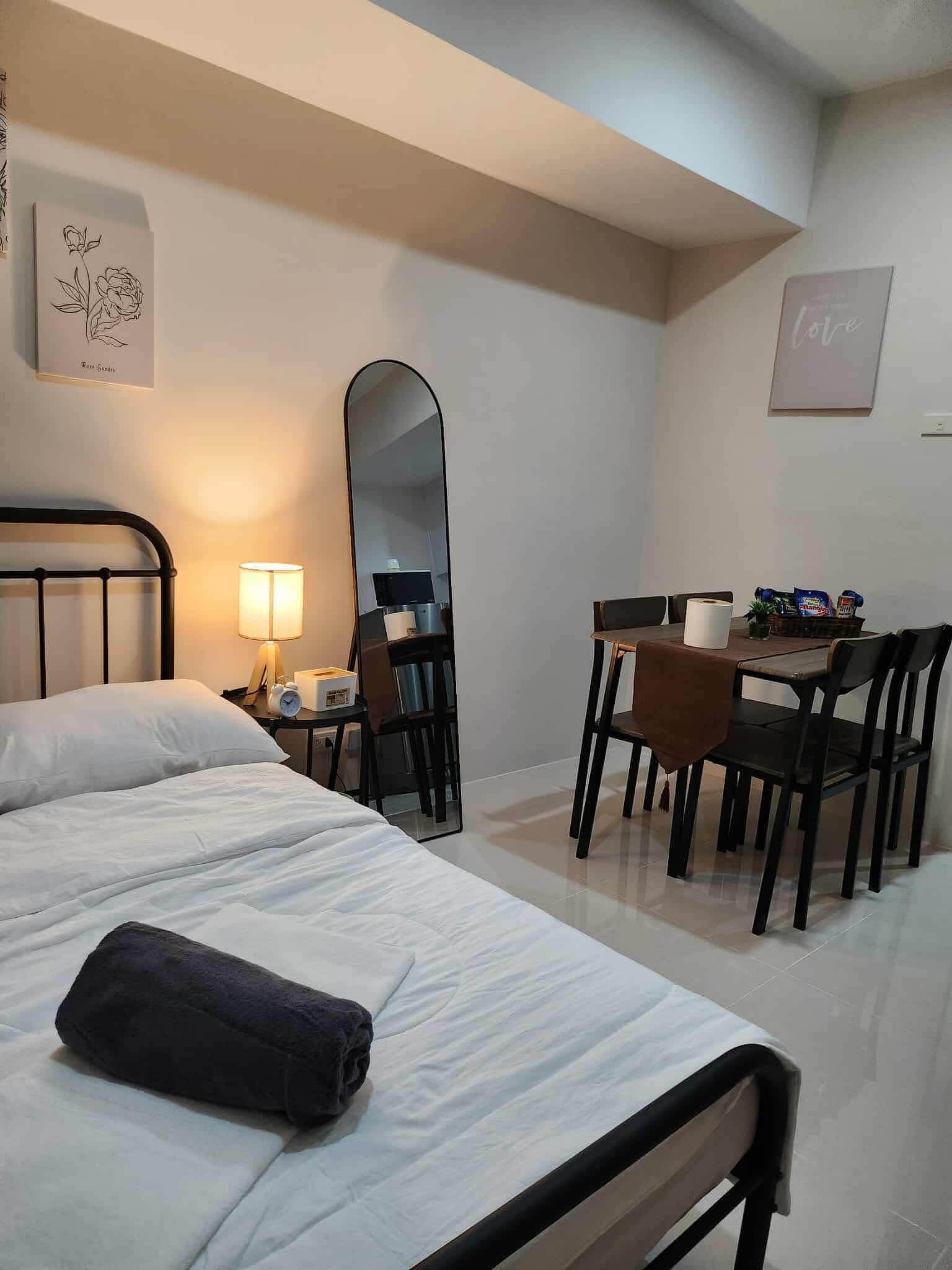 FOR RENT STUDIO IN J TOWER