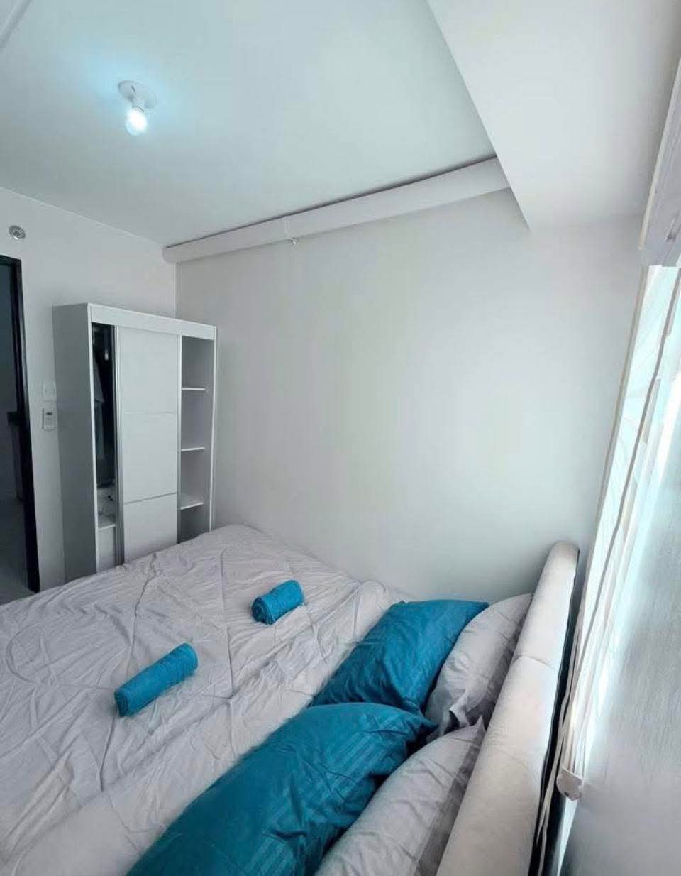 FOR RENT 2 BEDROOM IN URBAN DECA BANJLAD TOWER 1 15TH FLOOR