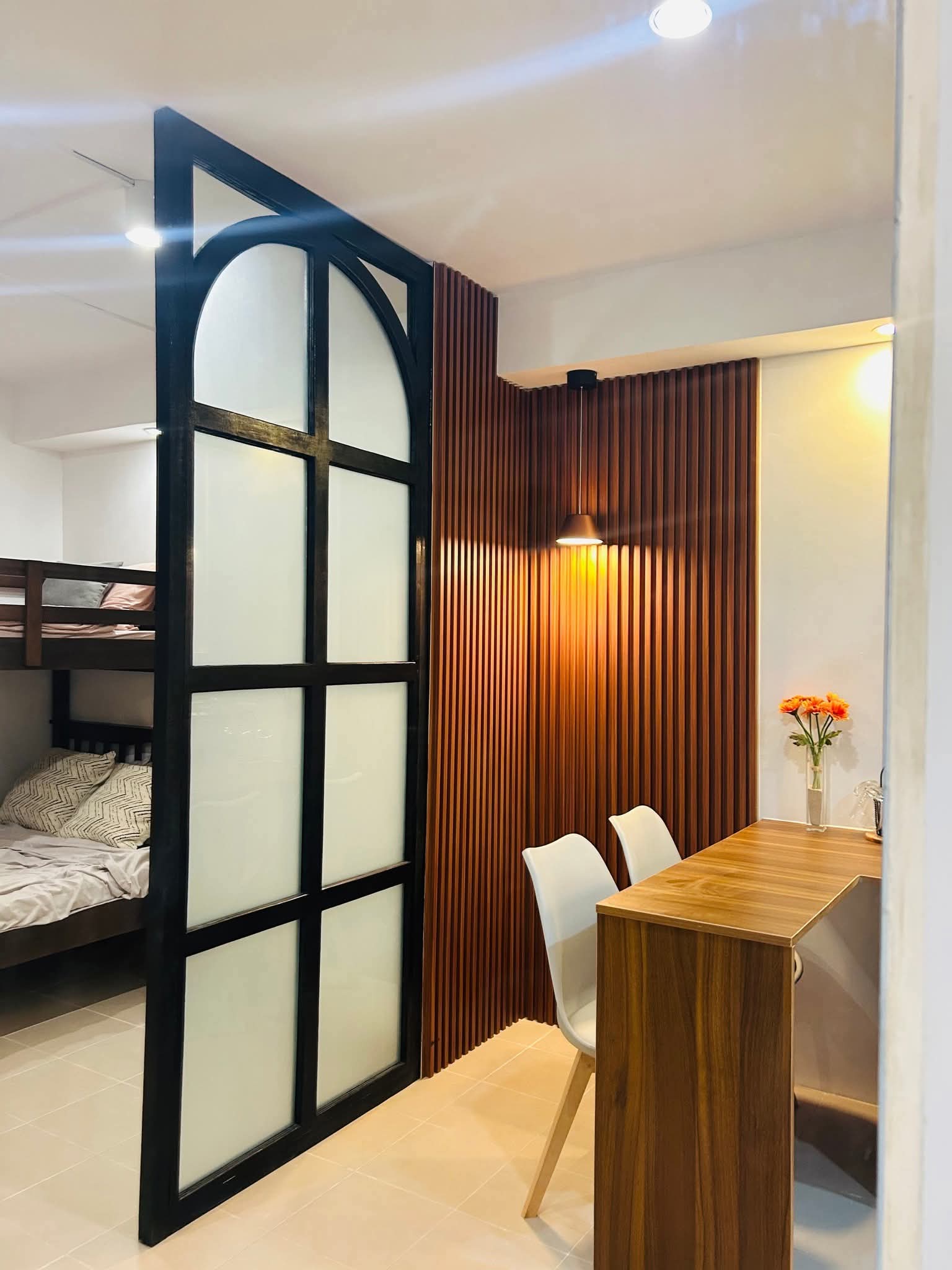 STUDIO CONDO UNIT FOR RENT – PLUMERA, MACTAN