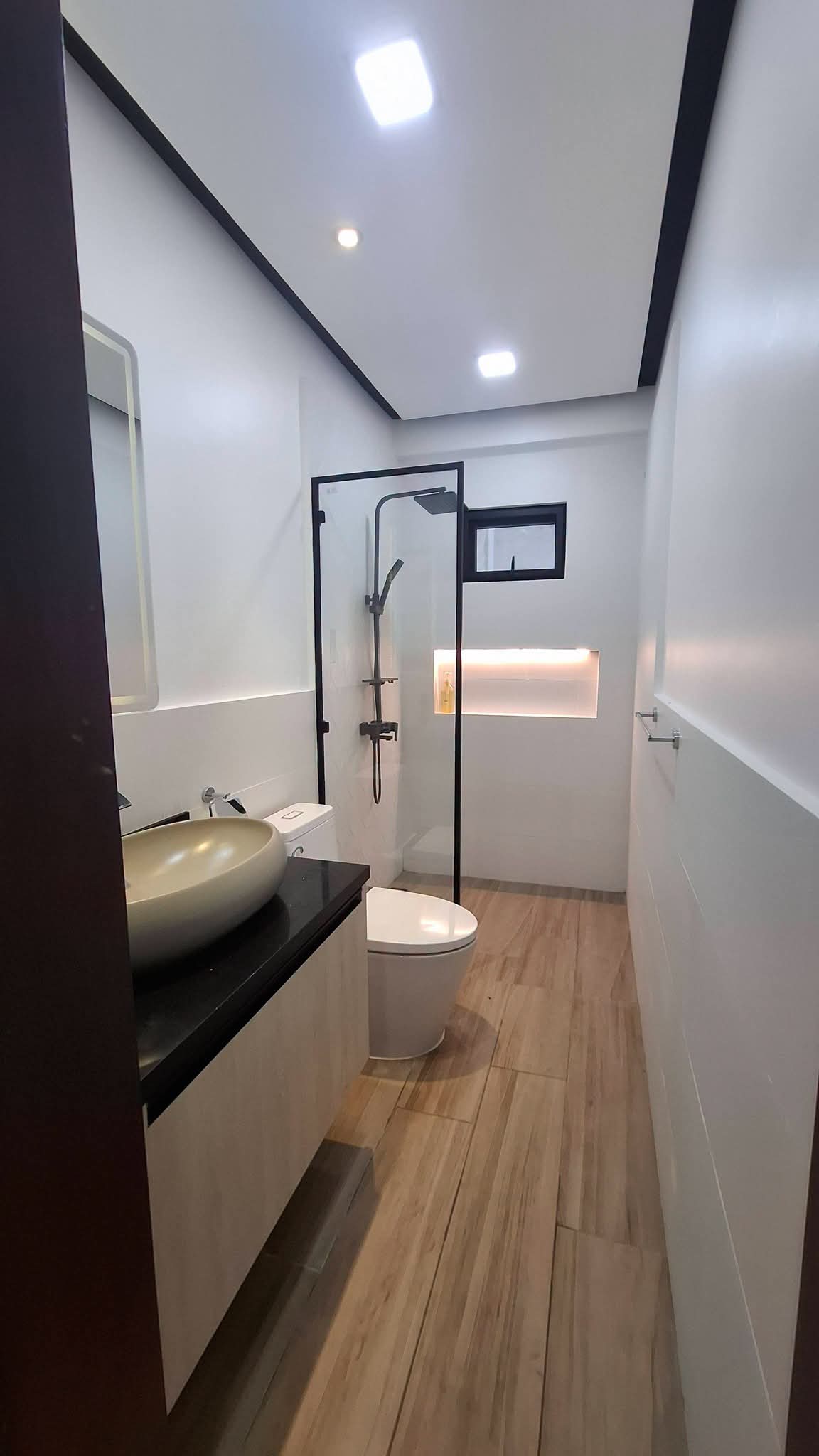 LUXURY HOUSE INSIDE MARIA LUISA FOR SALE