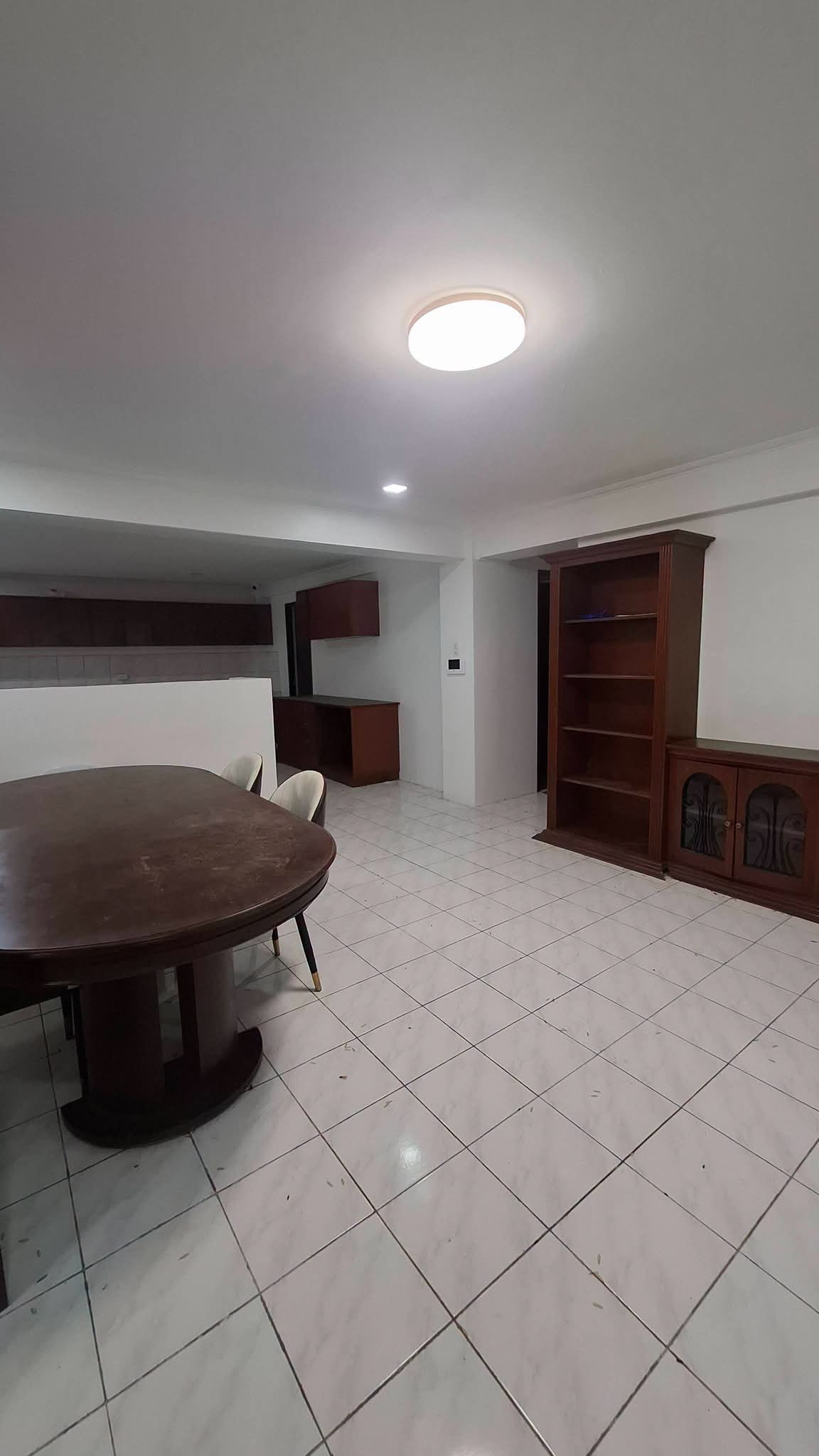 LUXURY HOUSE INSIDE MARIA LUISA FOR SALE