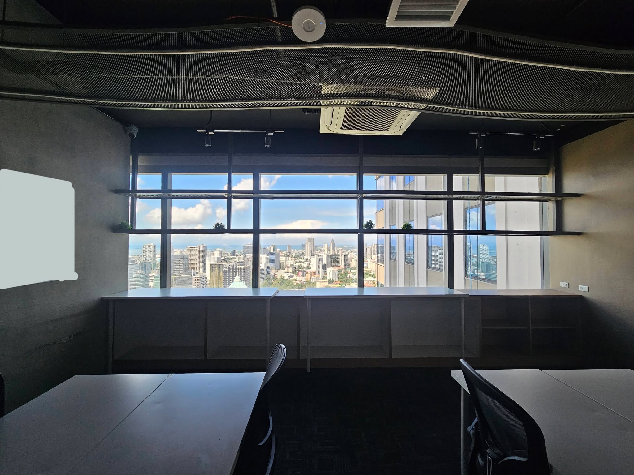OFFICE SPACE FOR RENT AT CEBU EXCHANGE